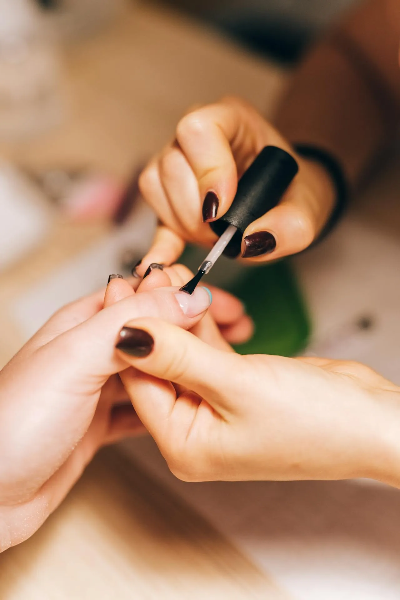 nails
